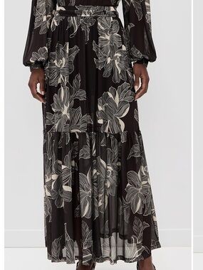 Dress To Tulle Floral Skirt size Medium